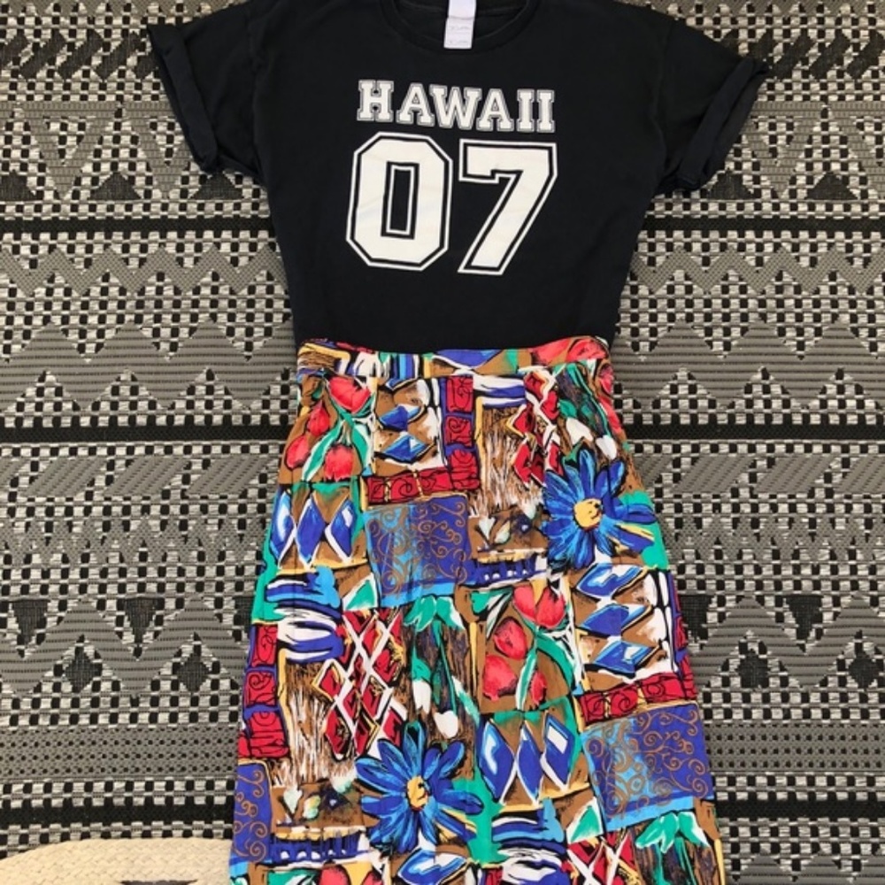 2-Piece Spring 90s Retro Bundle - Picture 2 of 5